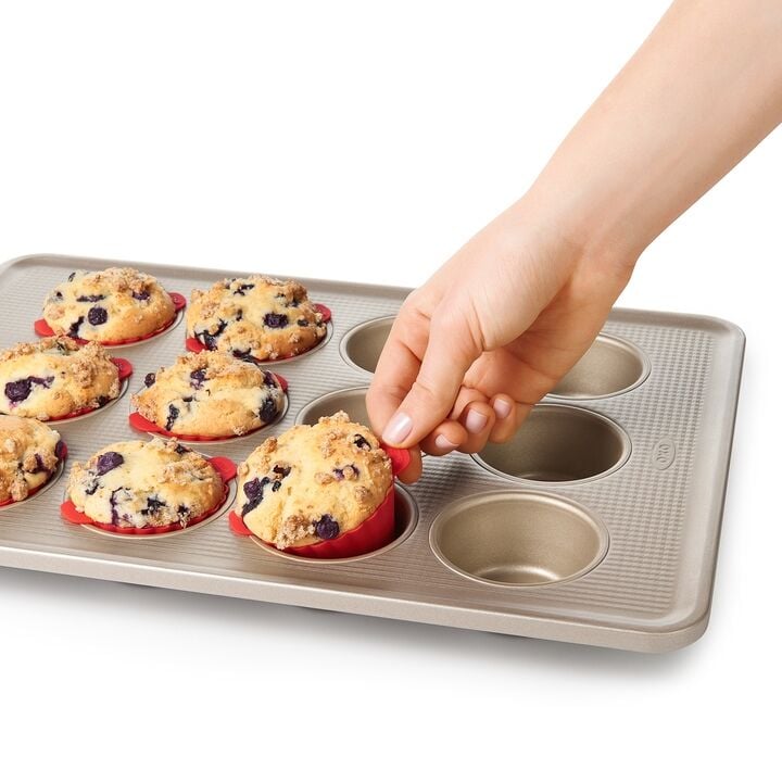 silicone-baking-cups-12-pack-n2 gg_11211000_4.jpg