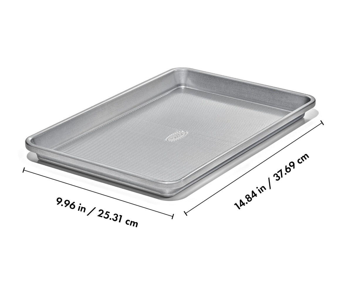 non-stick-pro-clear-coated-jelly-roll-pan-l2 gg_11435000_jelly-roll-pan_apdp_01_dim.jpeg