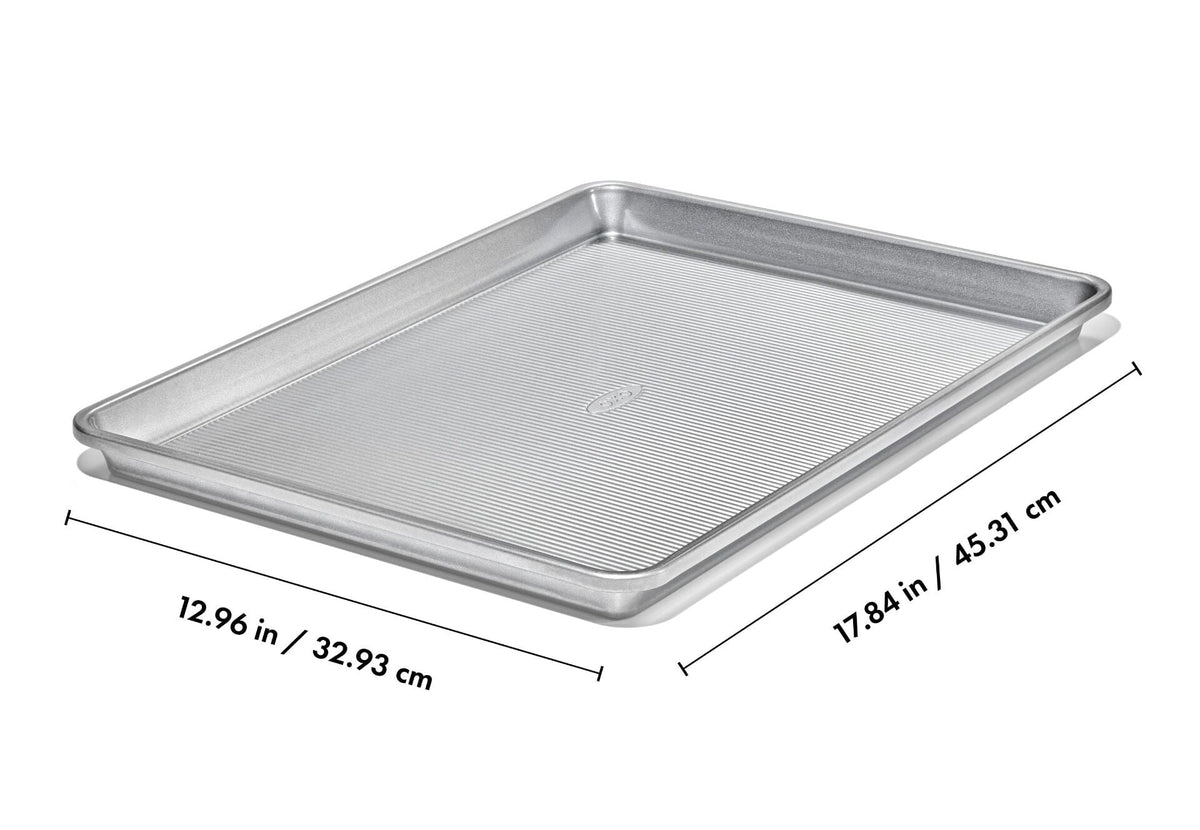 non-stick-pro-clear-coated-half-sheet-pan-n0 gg_11435300_half-sheet-pan_apdp_01_dim.jpeg