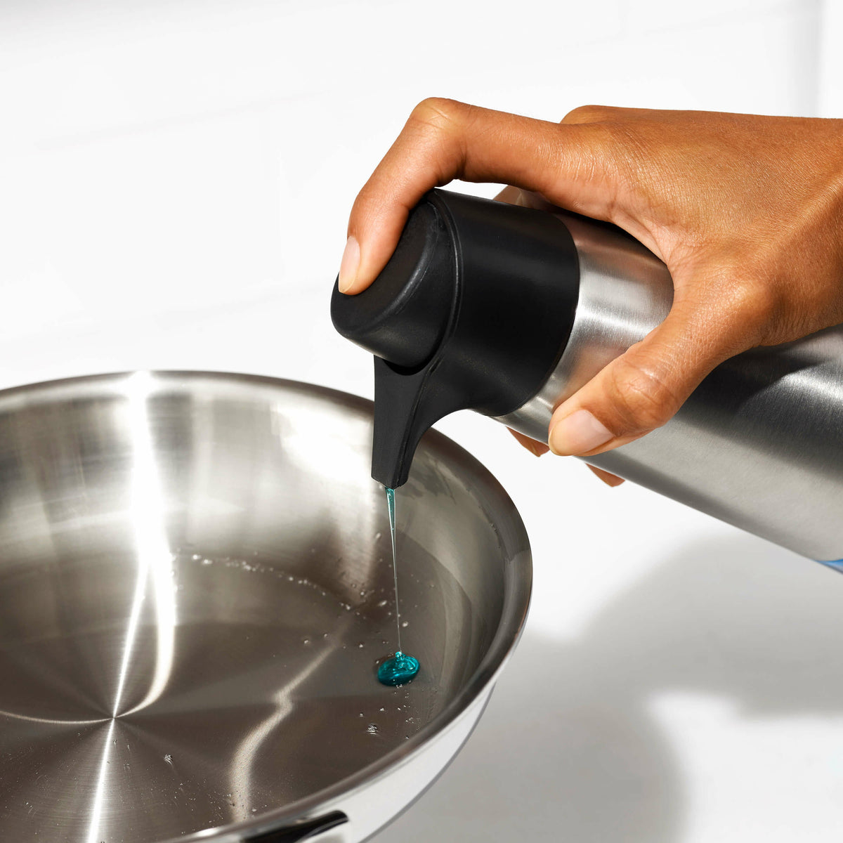 easy-press-soap-dispenser-s3 gg_13144000_4_rgb_1_.jpg