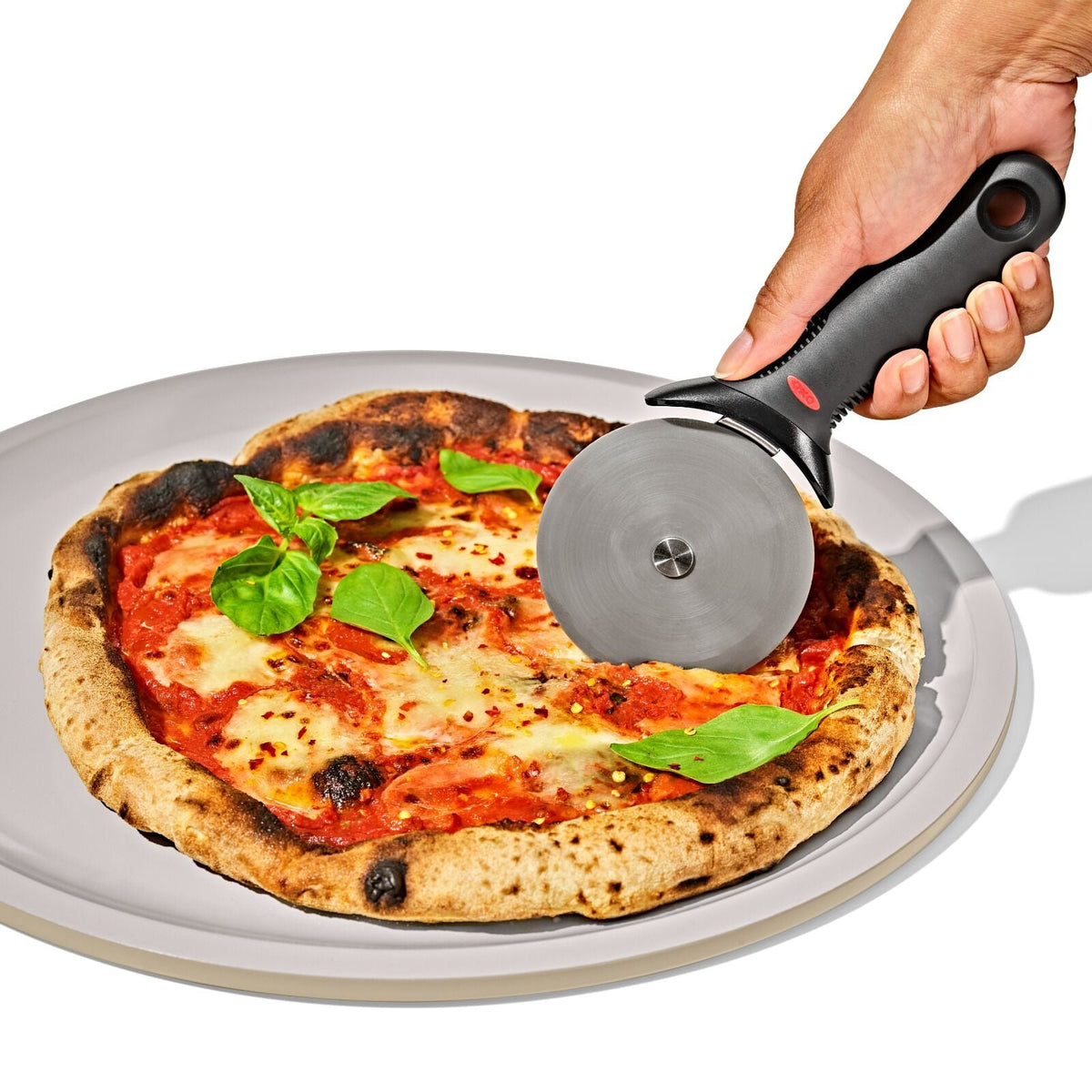non-stick-pro-ceramic-coated-metal-bakeware-15-pizza-pan-storm-blue-k5 oxo_gg_11413500_15in-pizza-pan-biscuit_pdp_02.jpg