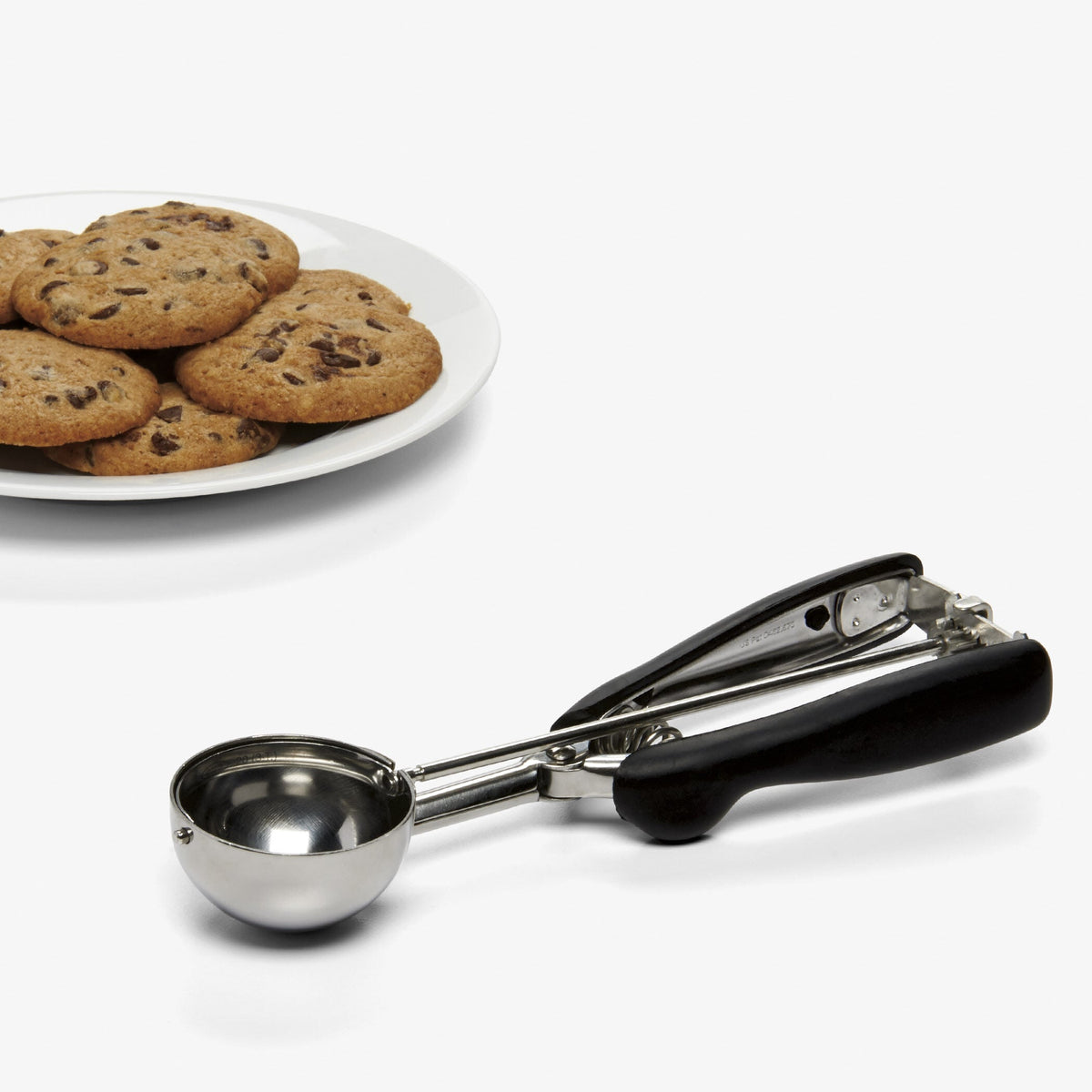 large-cookie-scoop-s7 1044082_5_large_cookie_scoop.jpg