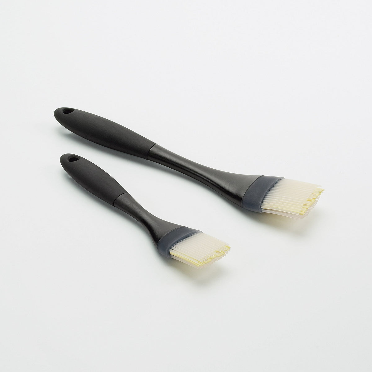 silicone-basting-brush-t1 1071061_3_oxogoodgrips_siliconebastingbrush.jpg