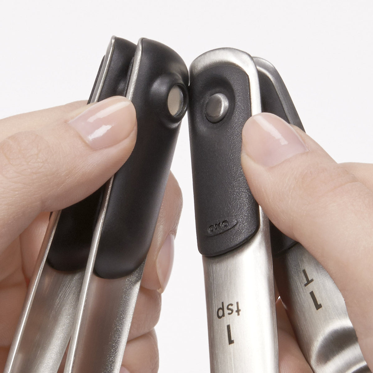 stainless-steel-measuring-spoons-s1 11132100_5_oxogoodgrips_stainlesssteelmeasuringspoons.jpg