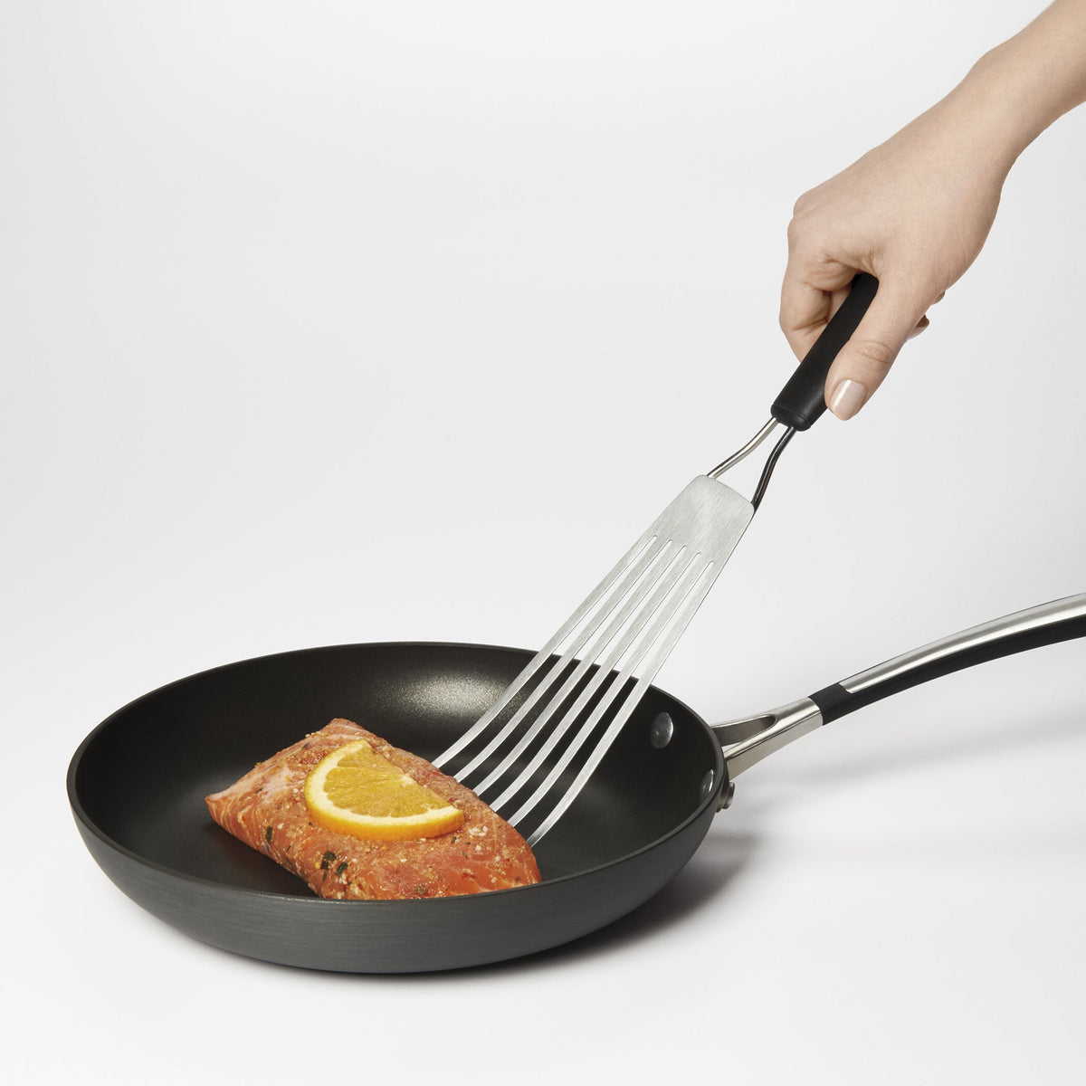 fish-turner-w4 1130900_6_fish_turner.jpg