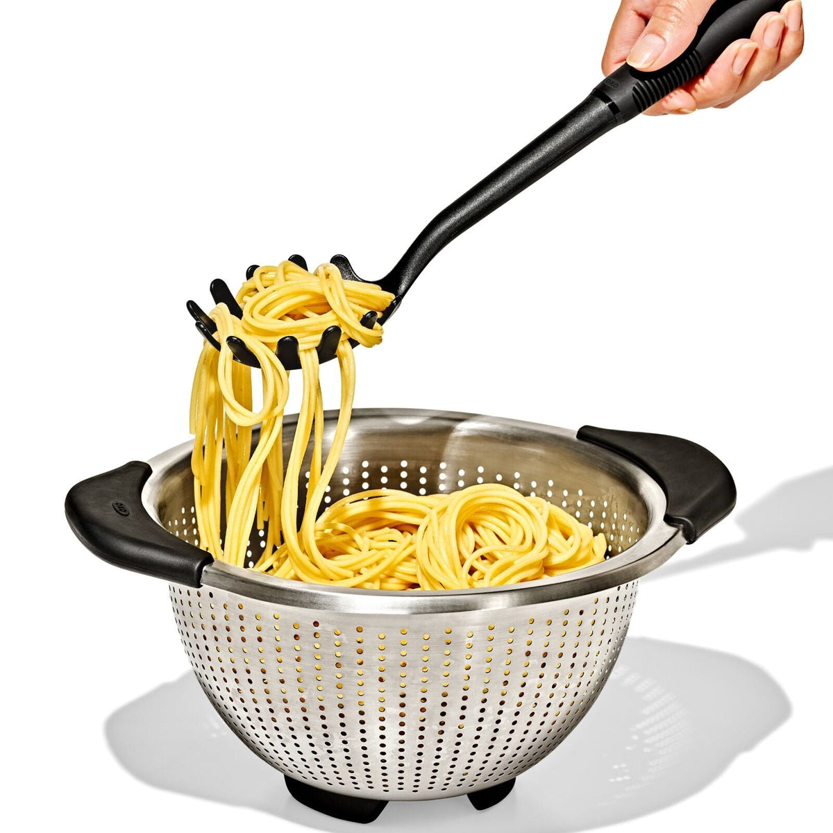 oxo-good-grips-nylon-spaghetti-server-o3 1190900v6_pdp_carousel_2.jpeg