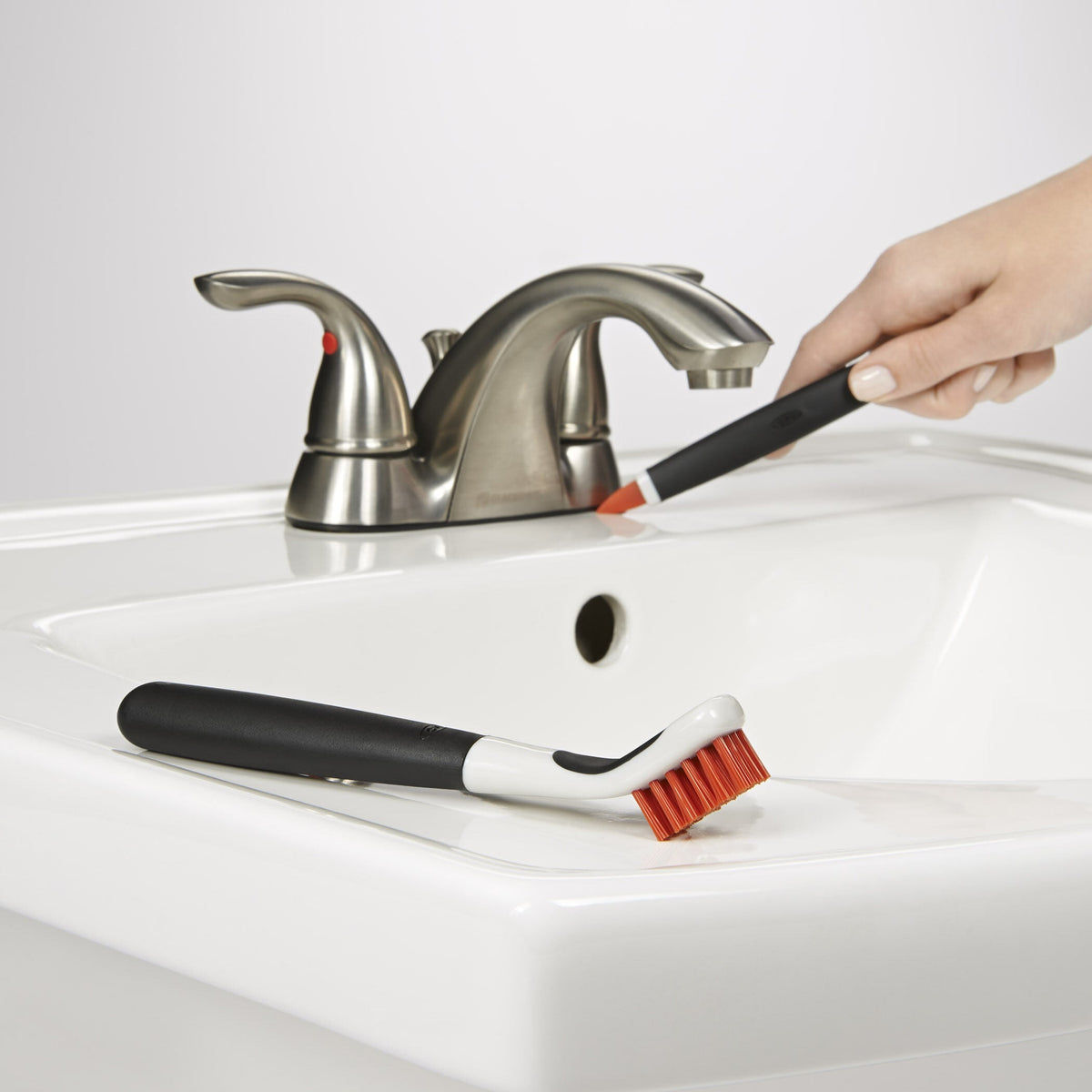 deep-clean-brush-set-b4 1285700_9_deep_clean_brush_set_-_orange.jpg
