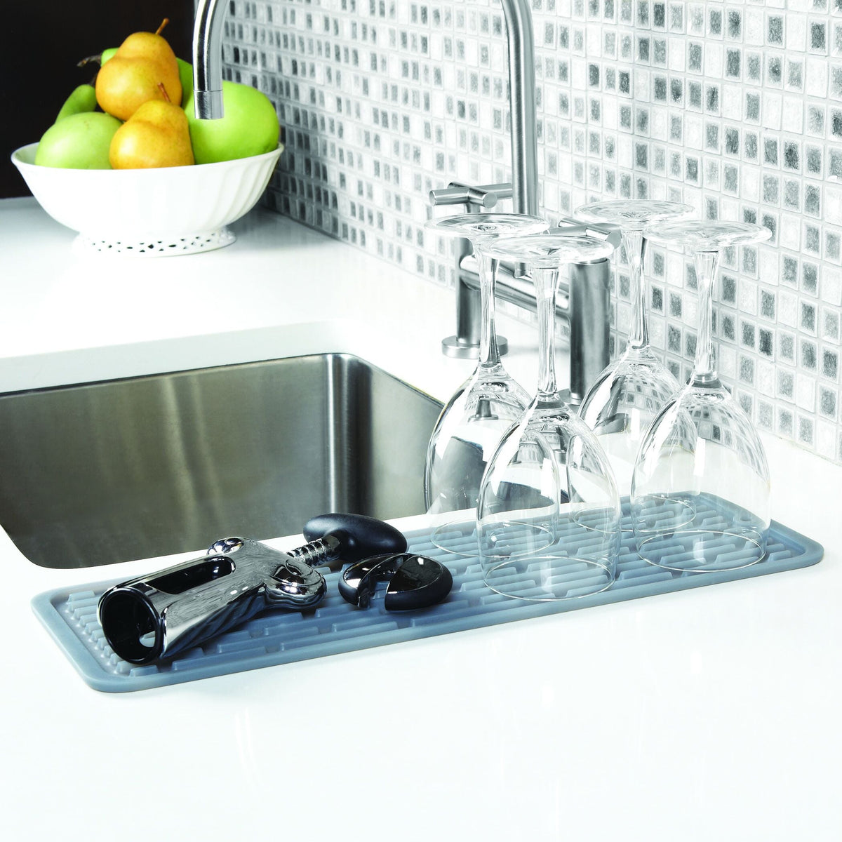 silicone-wine-glass-drying-mat-w4 1372100_5_silicone_wine_glass_drying_mat.jpg