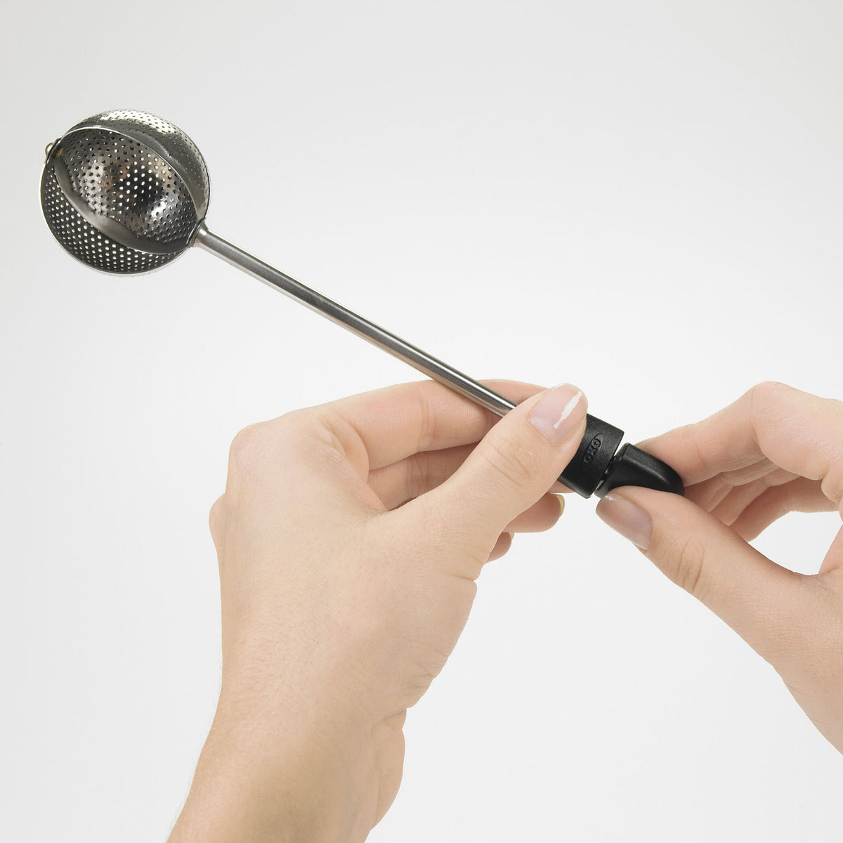 twisting-tea-ball-u2 1410280_5_twisting_tea_ball.jpg