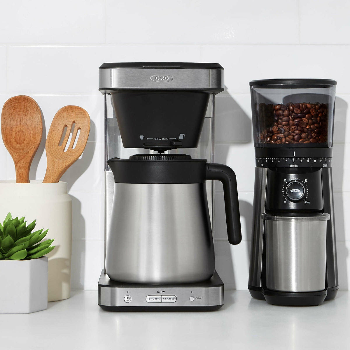 8-cup-coffee-maker-u8 br_8718800_071520_5_rgb_1_.jpg