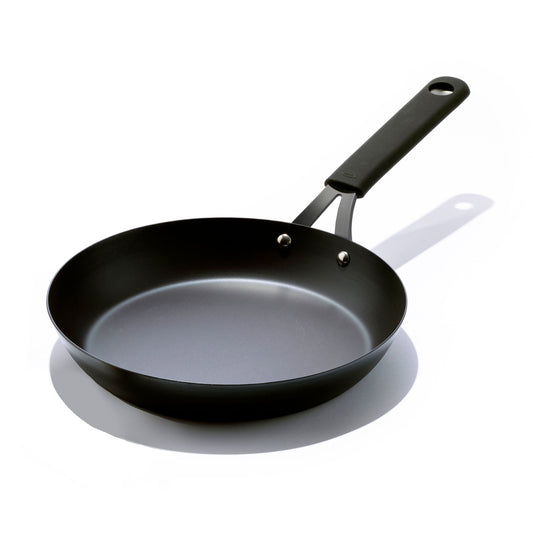 carbon-steel-obsidian-series-10-inch-frypan-with-silicone-sleeve-m8 cc005100-001-1.jpg