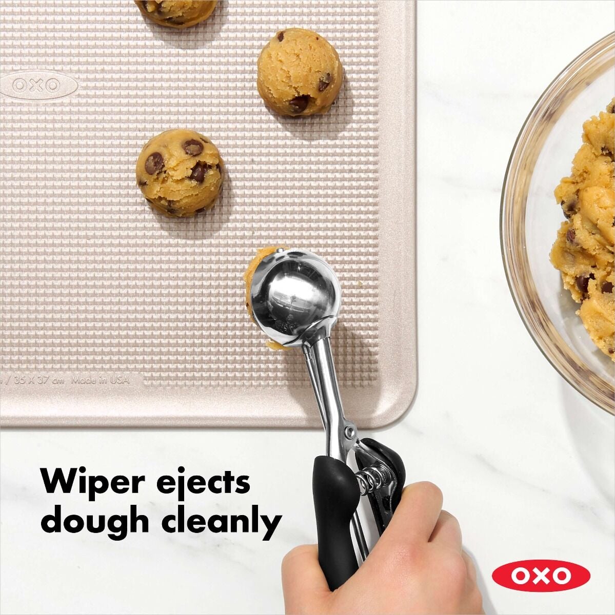 medium-cookie-scoop-j1 gg_1055893_8a_1_.jpg