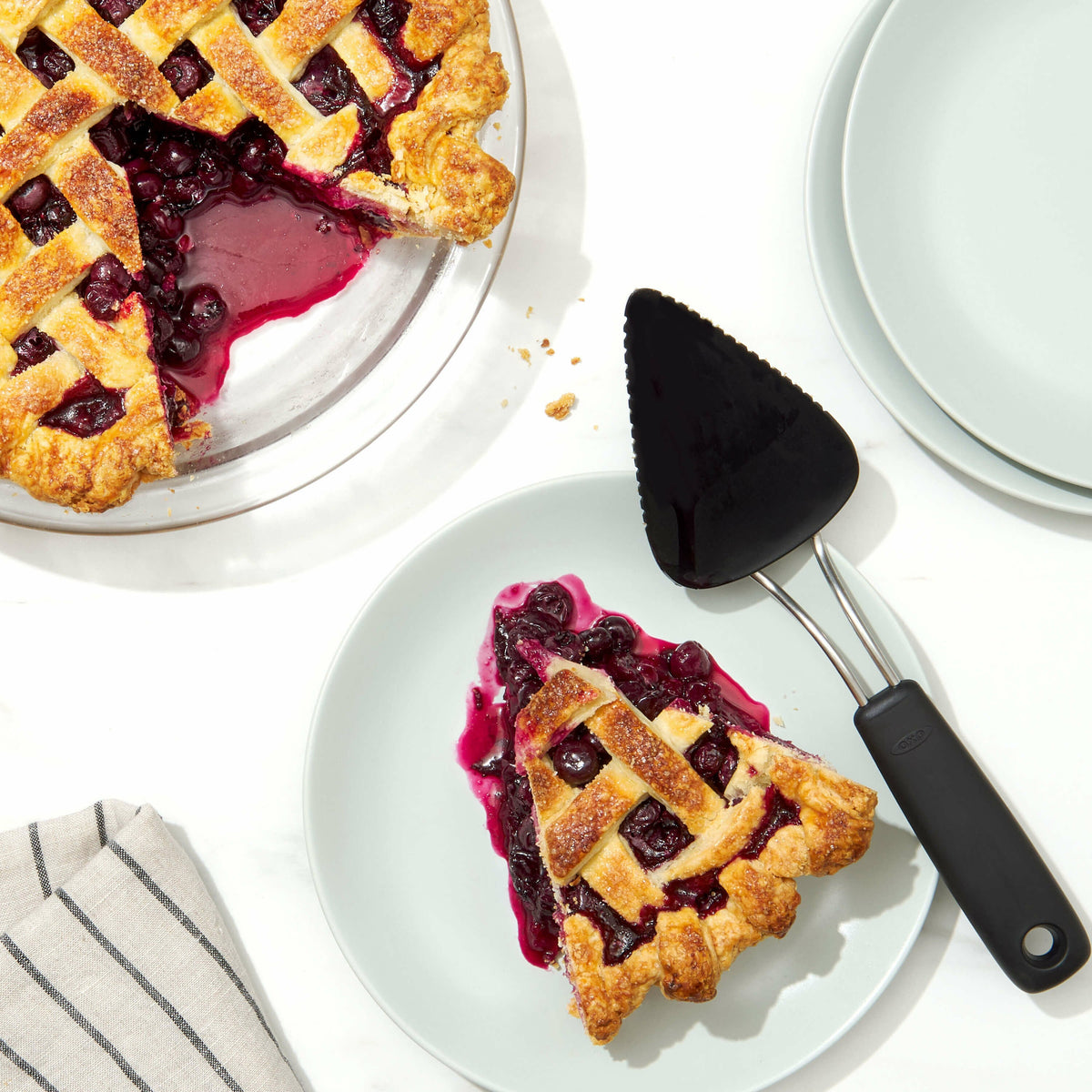 nylon-flexible-pie-server-e7 gg_1064984_9a_1_.jpg