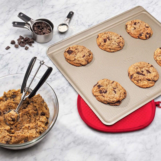 medium-cookie-scoop-j1 gg_11160600_1055893_11180500_11220800_9_1_.jpg