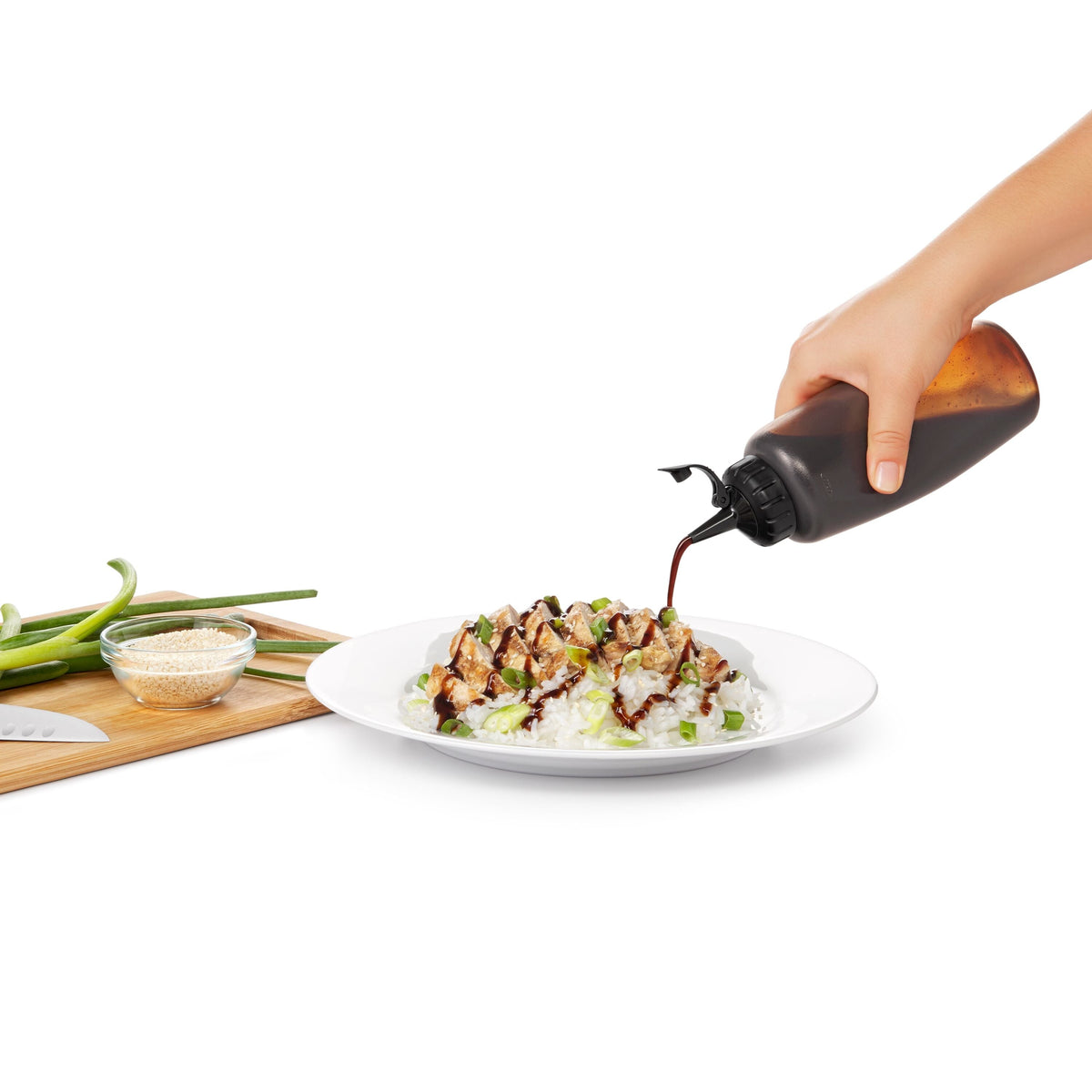 oxo-chef-s-squeeze-bottles-12-ounces-b7 gg_11219300_4d.jpg
