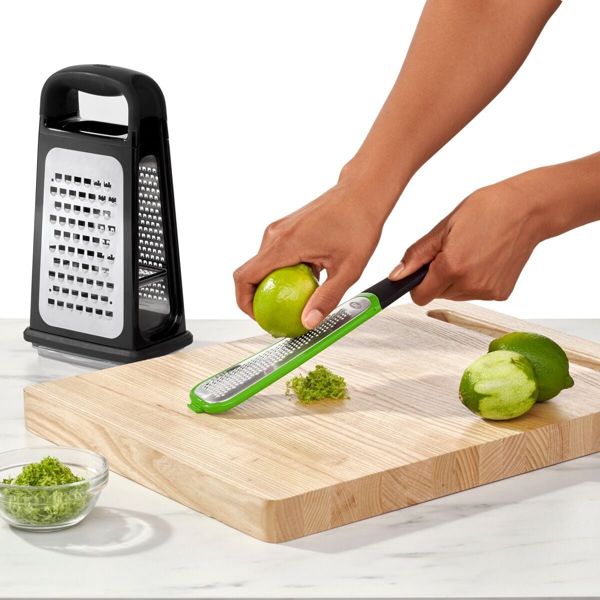 etched-box-grater-with-removable-zester-g1 gg_11231700_4a.jpg
