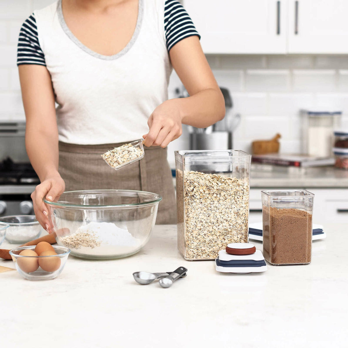 8-piece-pop-container-baking-set-h6 gg_11236500_4_1_.jpg