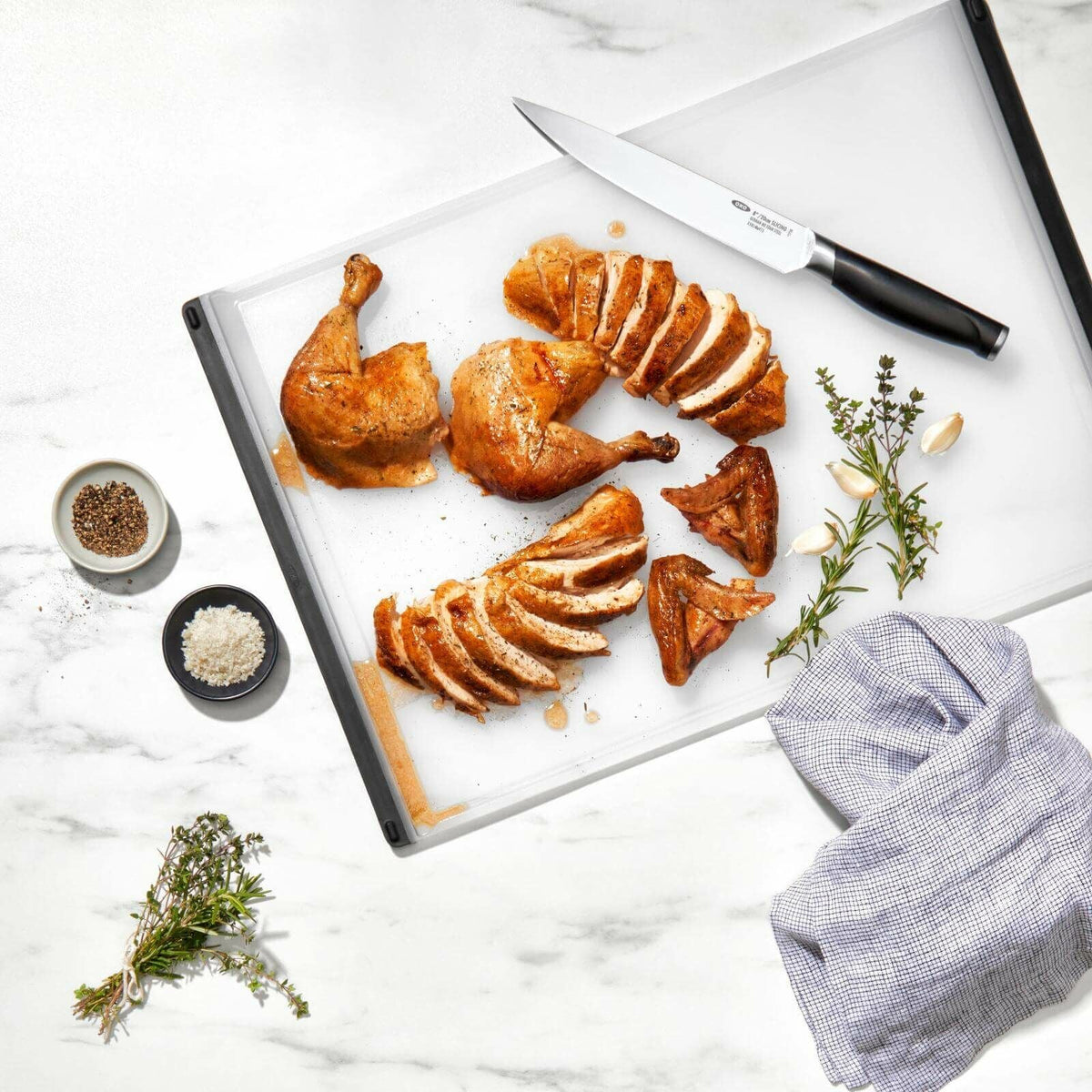carving-and-cutting-board-y4 gg_11272900_9b.jpg