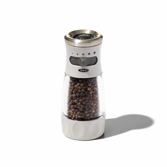contoured-mess-free-pepper-grinder-s5 gg_11312500_3a_w_rgb_1_.jpg