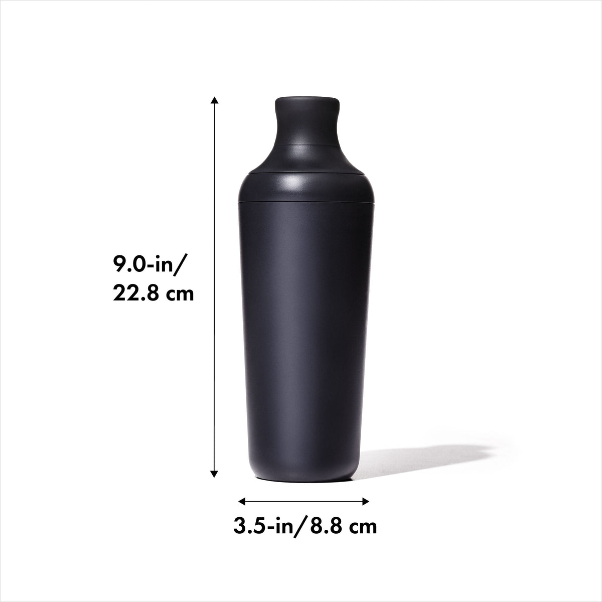 oxo-good-grips-plastic-cocktail-shaker-20-oz-590-ml-capacity-q8 gg_11327200_8dim.jpg