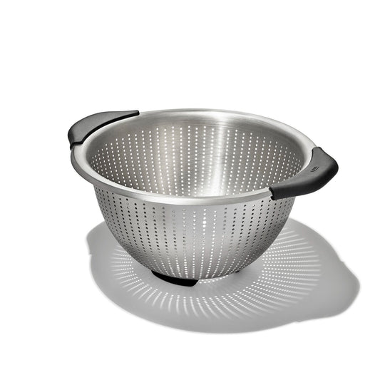 5-qt-stainless-steel-colander-x6 gg_11330900_stainlesssteelcolander5qt_02_rgb.jpg