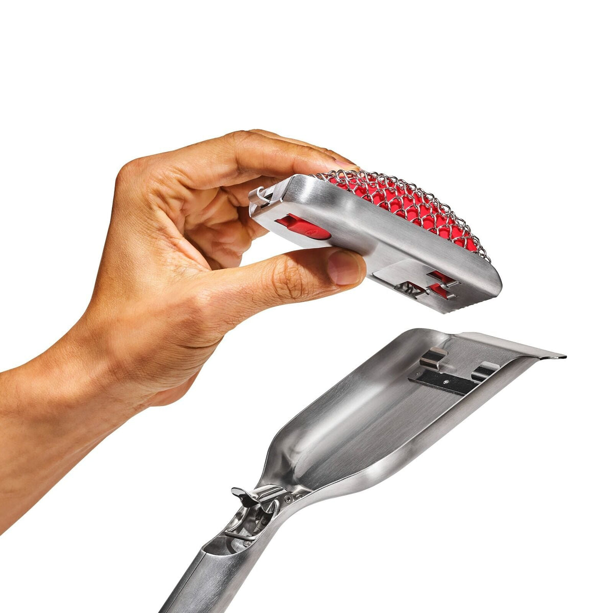 coiled-grill-brush-with-replaceable-head-l2 gg_11356300_coiledgrillbrush_04_p.jpg