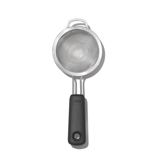 oxo-good-grips-3-in-7-6-cm-mini-strainer-p1 gg_1136000v2_033021_01_rgb_1_.jpg