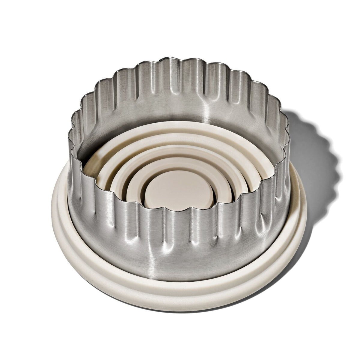 double-sided-cookie-and-biscuit-cutter-s7 gg_11360600_cookiecutterset_pdp_05.jpg