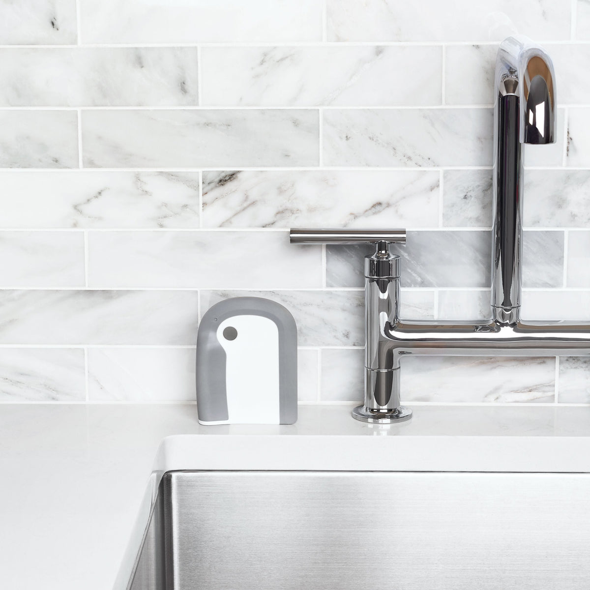dish-squeegee-t6 gg_12237300_9a.jpg