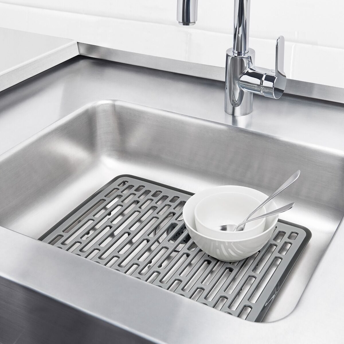 oxo-good-grips-large-sink-mat-u4 gg_13190530_9.jpg