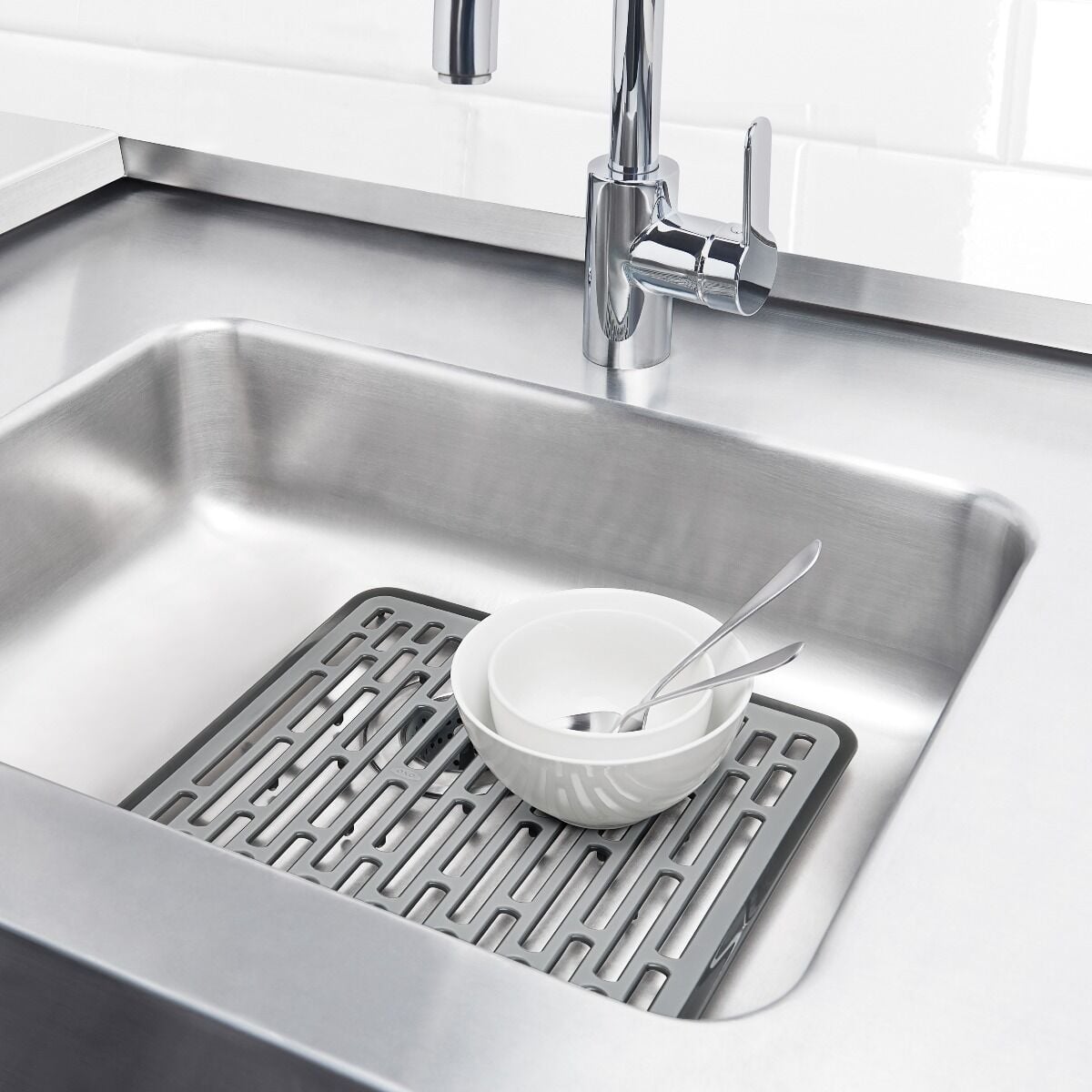 oxo-good-grips-small-sink-mat-o5 gg_13190610_9a.jpg