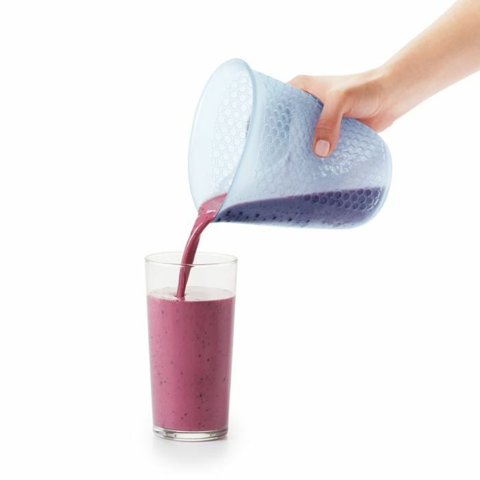 4-cup-squeeze-and-pour-measuring-cup-d9 measuring_cup_1.jpg