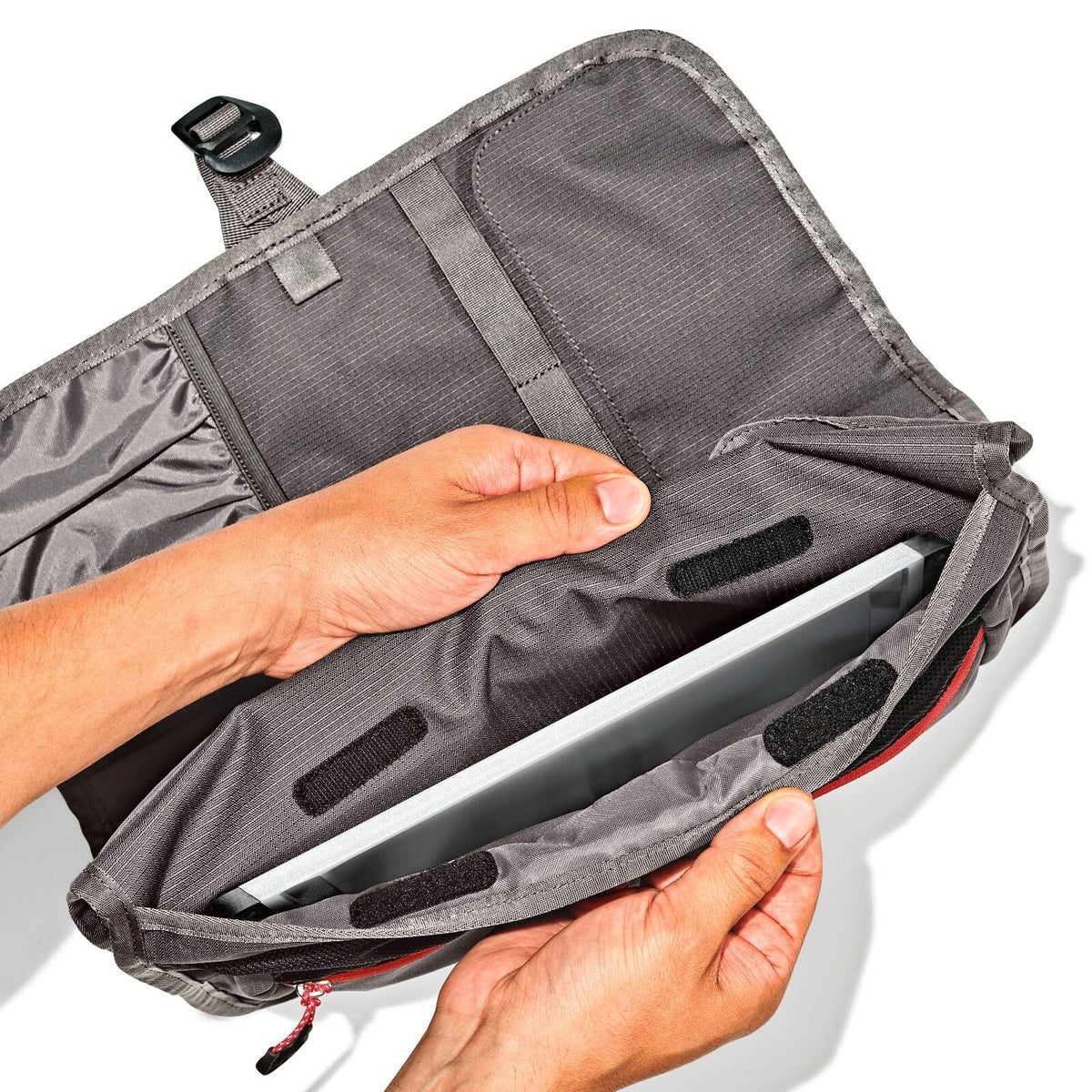 outdoor-camp-kitchen-tool-roll-g2 odr_9113900_campkitchentoolroll_pdp_07.jpeg