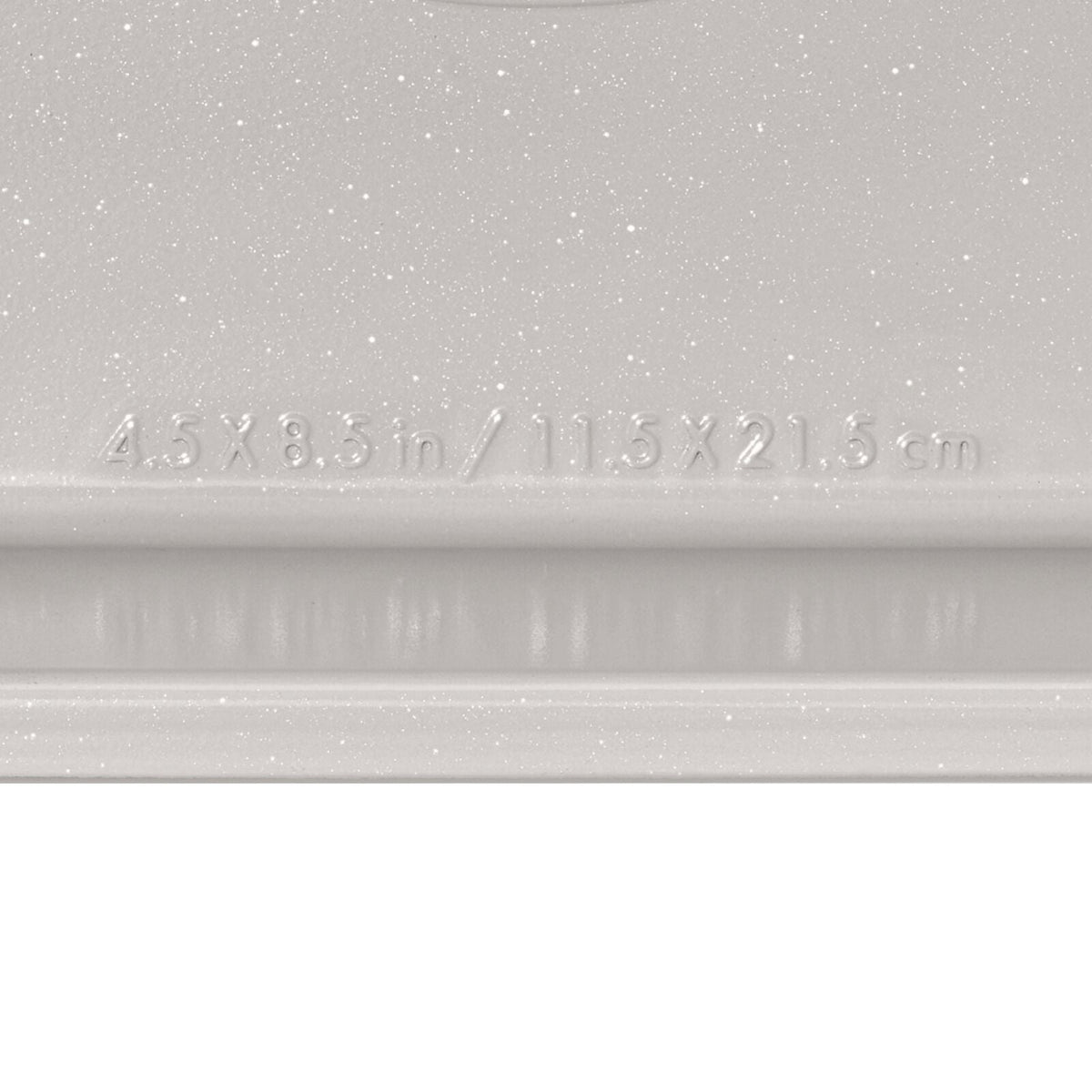 non-stick-pro-ceramic-coated-metal-bakeware-1-lb-loaf-pan-t6 oxo_1lb-loaf-pan_pdp_05.jpg
