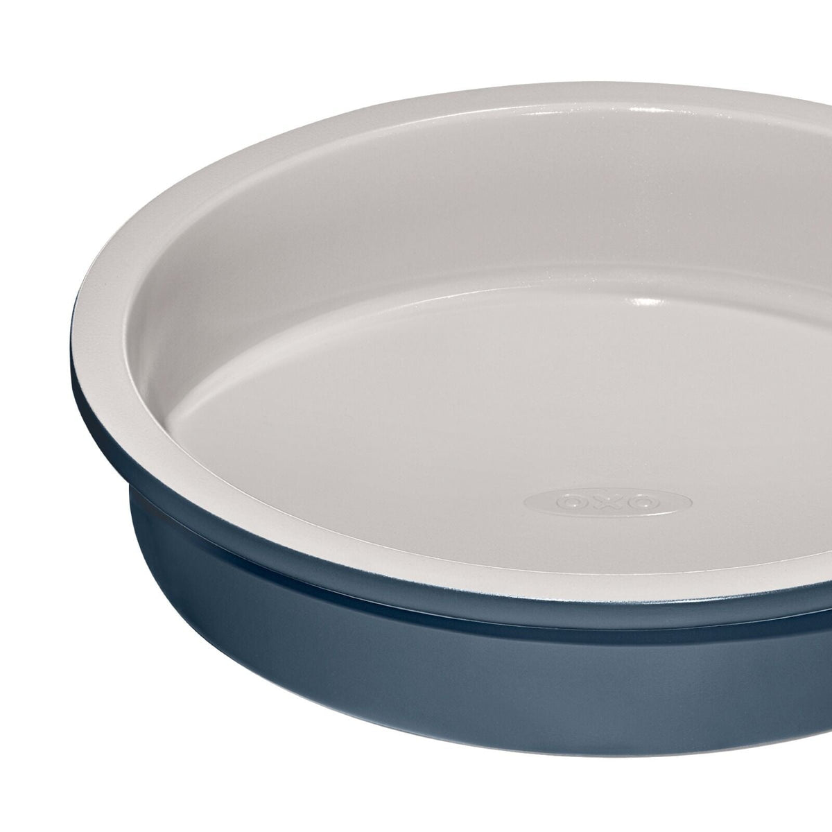 non-stick-pro-ceramic-coated-metal-bakeware-9-round-cake-pan-storm-blue-d5 oxo_9in-round-cake-pan-stormblue_apdp_02.jpg
