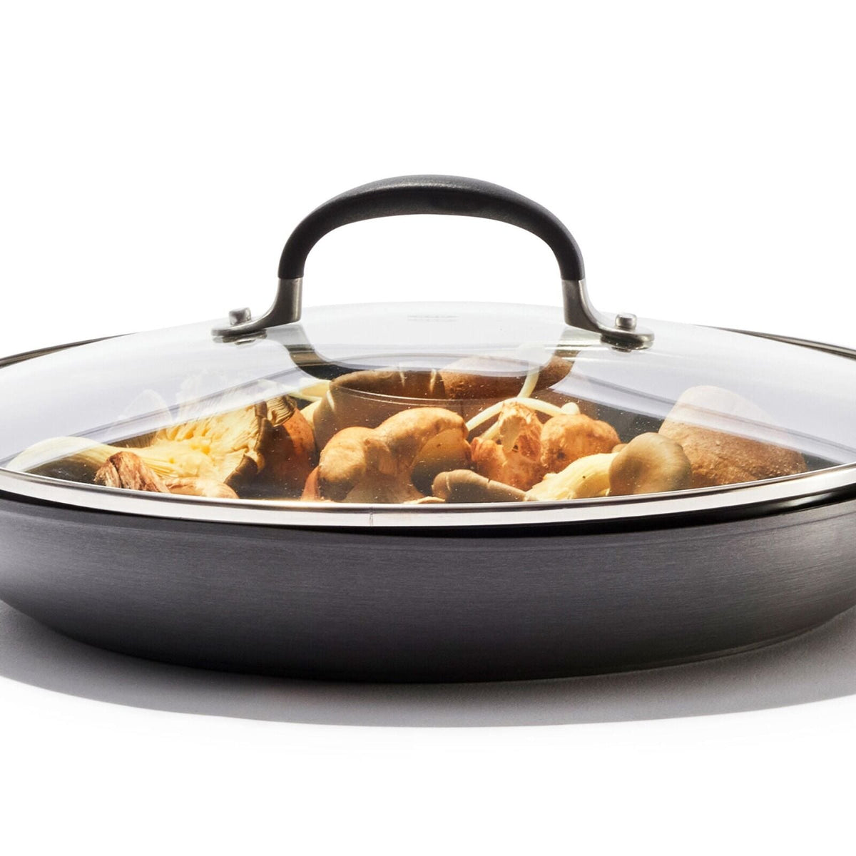 non-stick-pro-every-day-12-inch-frypan-with-lid-d9 oxo_cc010471-001_nonstick-everyday-12in-fry-pan-w-lid_pdp_05.jpg