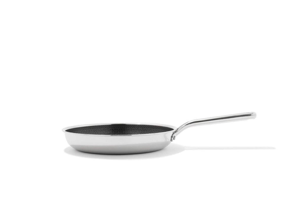 trident-hybrid-non-stick-stainless-steel-10-piece-set-x3 oxo_cc011152-001_trident-10pc-set_04.jpg