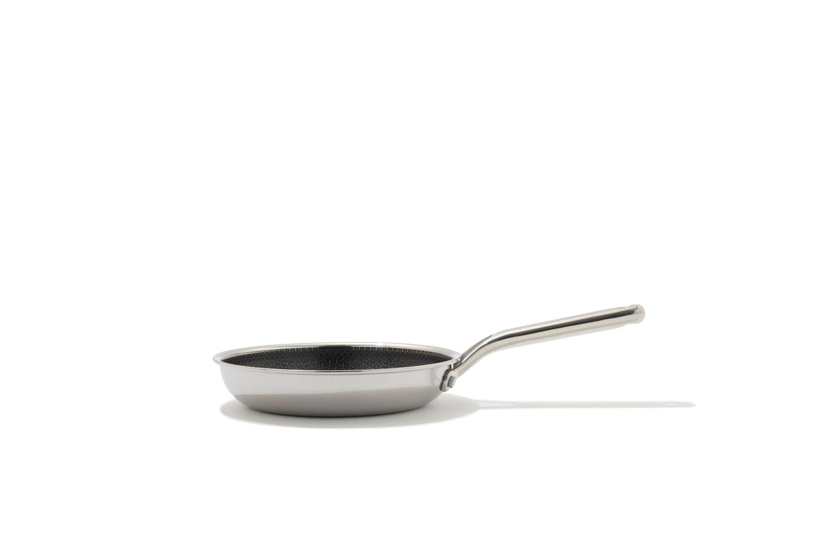 trident-hybrid-non-stick-stainless-steel-10-piece-set-x3 oxo_cc011152-001_trident-10pc-set_10.jpg