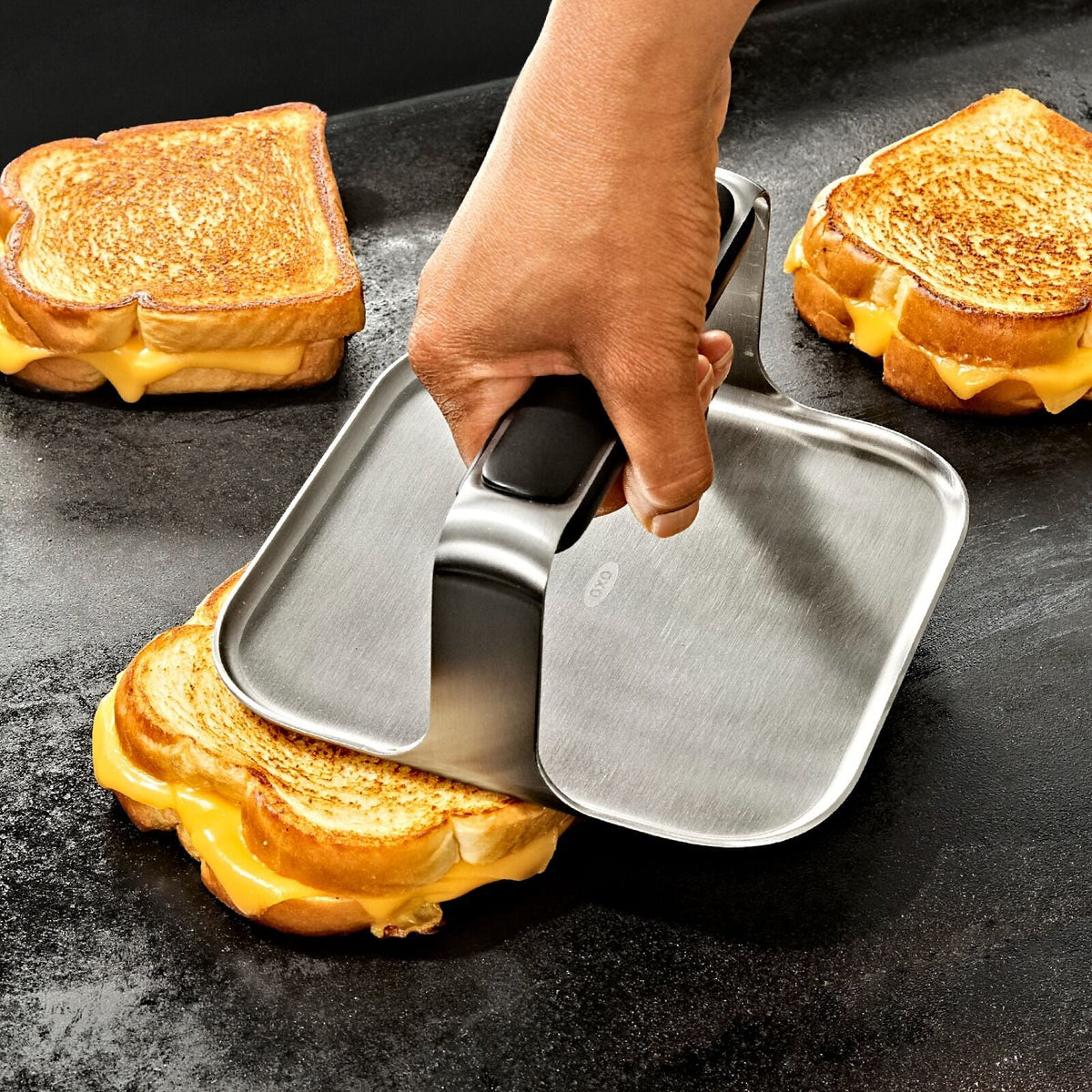 oxo-good-grips-griddle-press-x4 oxo_griddle-press_pdp_08.jpeg