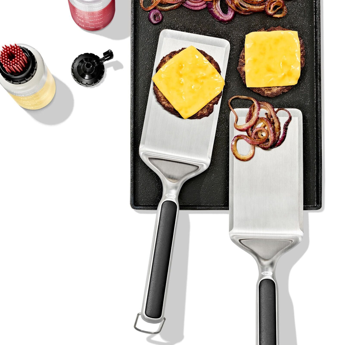 large-griddle-turner-q0 oxo_griddle-turner_pdp_07.jpeg
