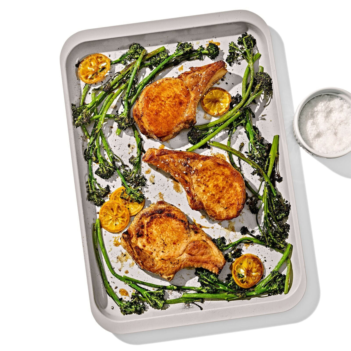non-stick-pro-ceramic-coated-metal-bakeware-half-sheet-pan-storm-blue-j9 oxo_half-sheet-pan_pdp_04.jpg