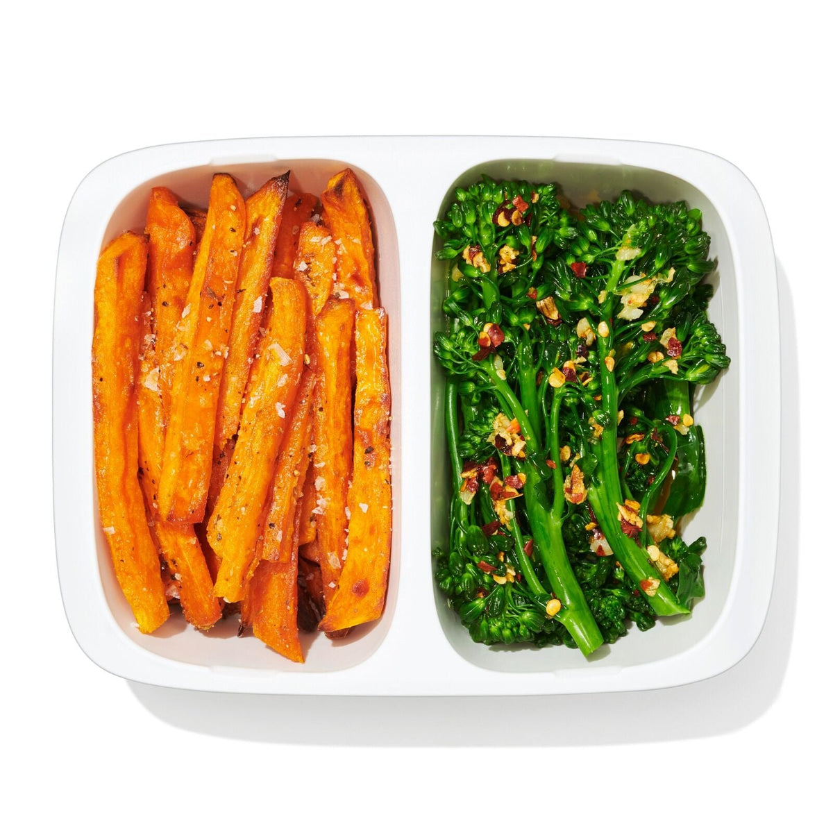 prep-and-go-2-cup-divided-container-j2 oxo_prepgo_2cup-divided-container_pdp_02_1_.jpeg