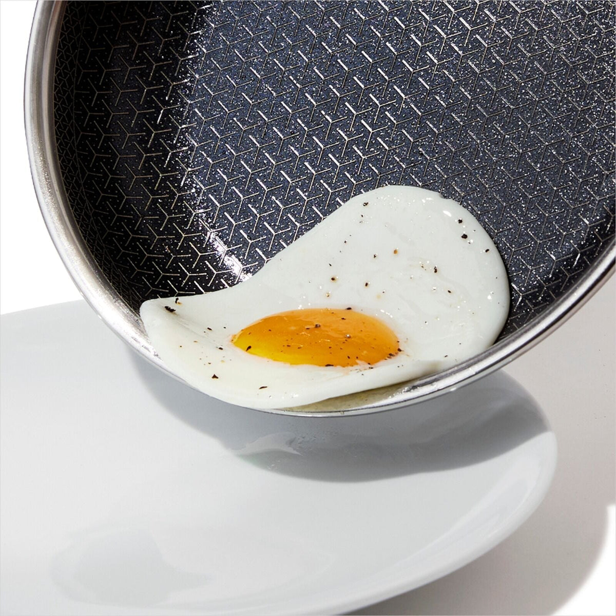 trident-hybrid-non-stick-stainless-steel-10-in-fry-pan-m5 oxo_trident-fry_ss_pdp_02.jpeg