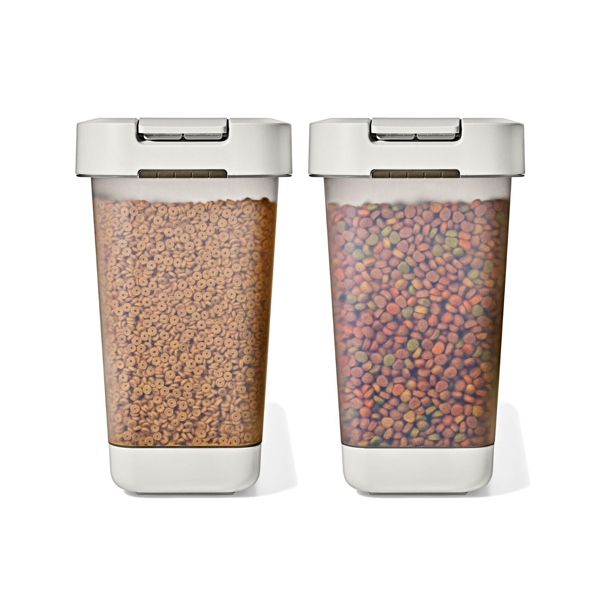 oxo-pet-airtight-food-container-with-scoop-large-w4 pet_7301500_airtight-food-container-large_pdp_06.jpeg