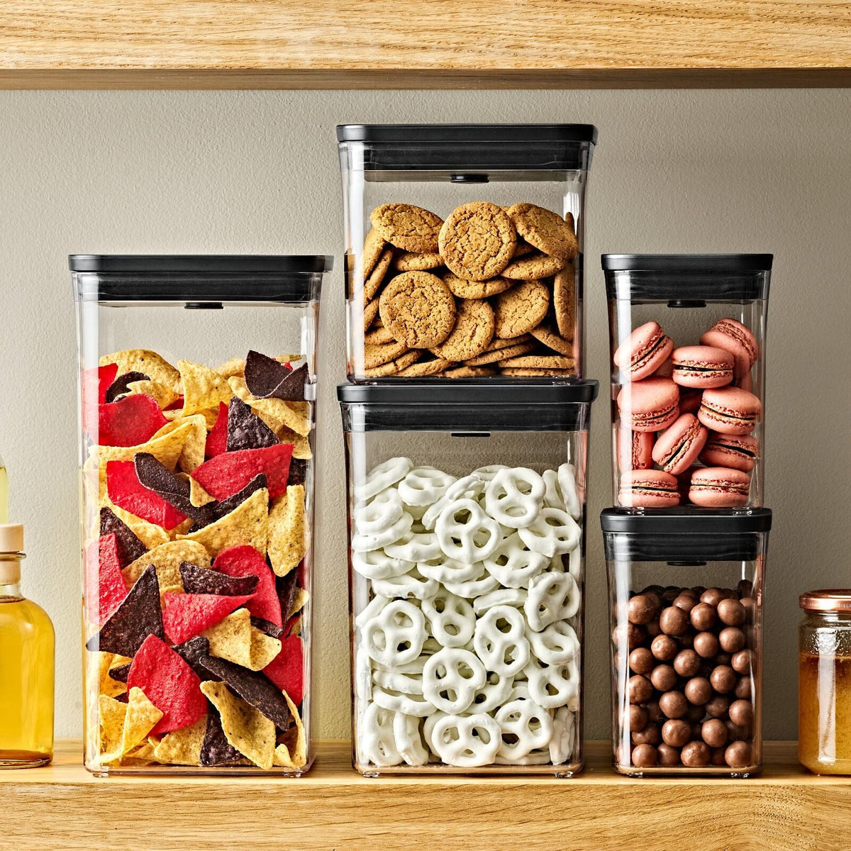 pop-container-rectangle-short-1-7-qt-1-6-l-matte-black-i3 pop-matte-neutrals-black_pdp_01_6_.jpg