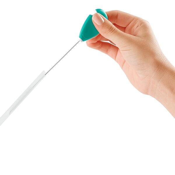 cleaning-set-for-straw-and-sippy-cups-b9 tot_62123100_4.jpg