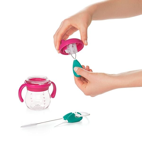 cleaning-set-for-straw-and-sippy-cups-b9 tot_62123100_4c.jpg