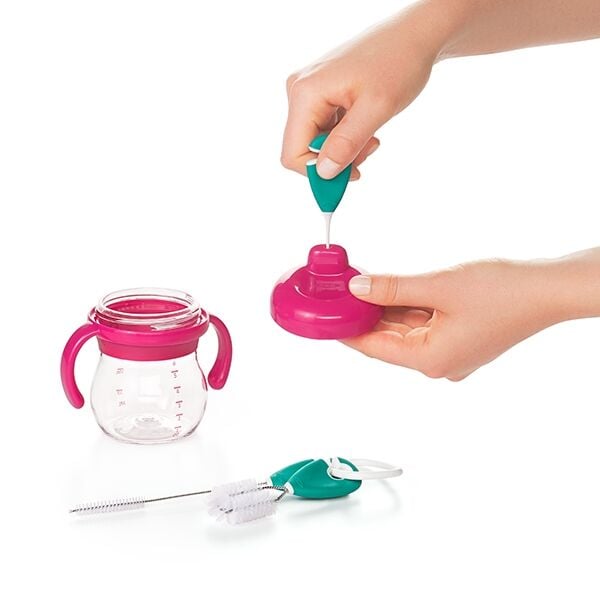 cleaning-set-for-straw-and-sippy-cups-b9 tot_62123100_4f.jpg