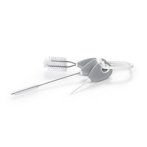 cleaning-set-for-straw-and-sippy-cups-b9 tot_62123200_1.jpg