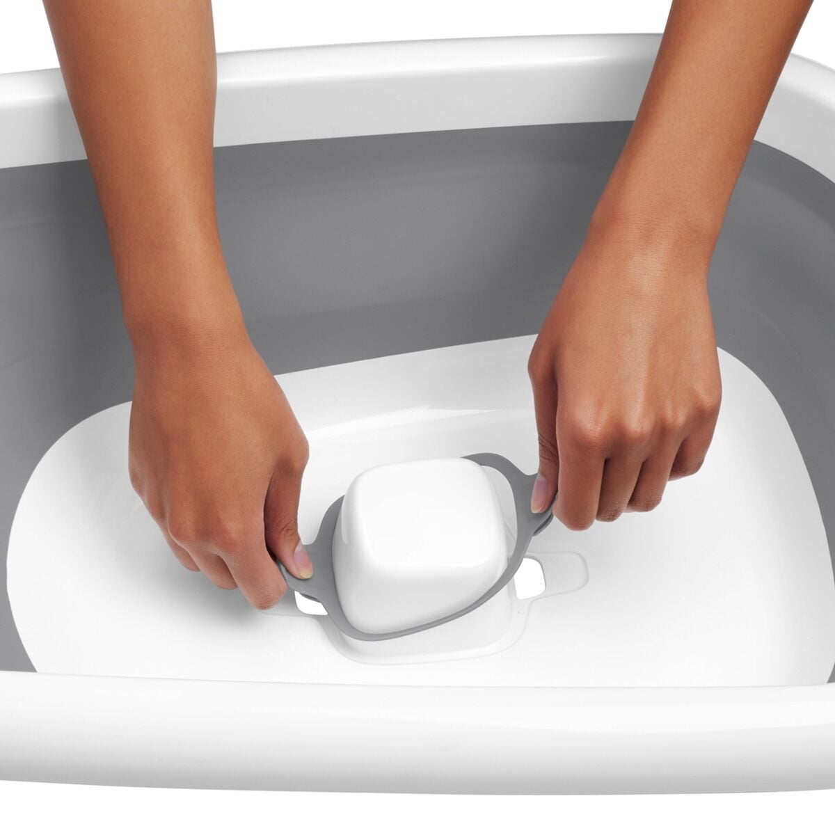 splash-and-store-bathtub-m5 tot_63142700_4.jpg